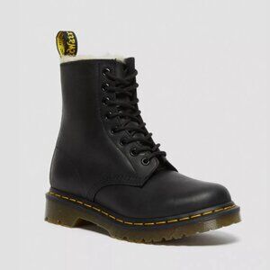 Dr Martens 1460 serena boot - Size 7